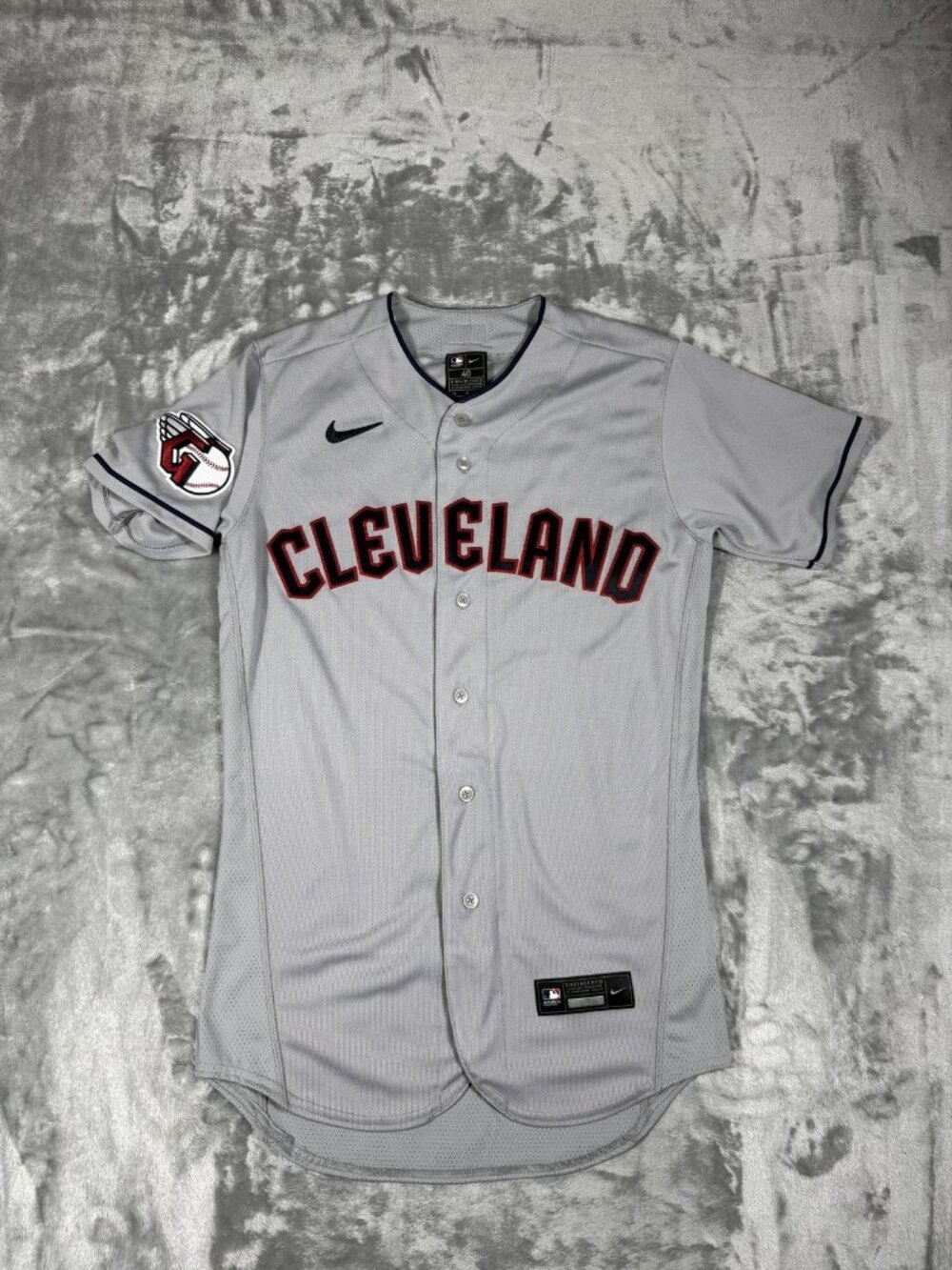 New Cleveland Guardians Jersey Mens Medium Gray MLB Baseball Nike Road Authentic